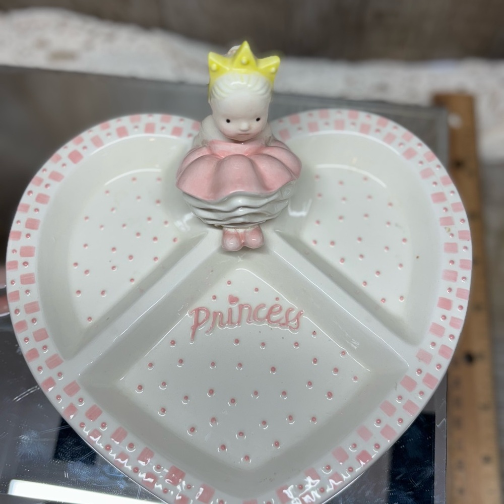 CUTE MUD PIE PRINCESS CROWN PINK & WHITE CHILDS DIVIDED CERAMIC PLATE AND CUP - Picture 4 of 11